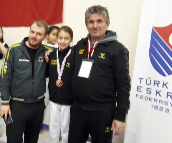 Samsun-epe-bronz-madalya-eskrim